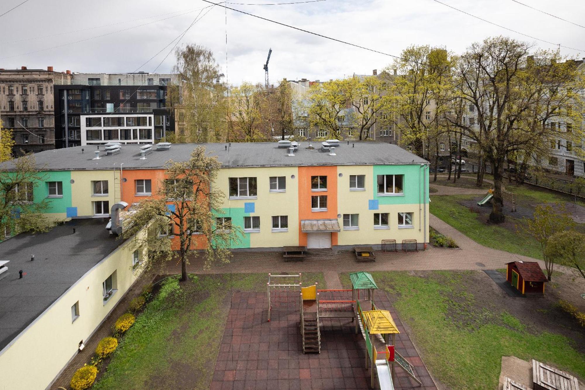 Brivibas Yard Apartment With Parking In City Center Rīga Exterior foto
