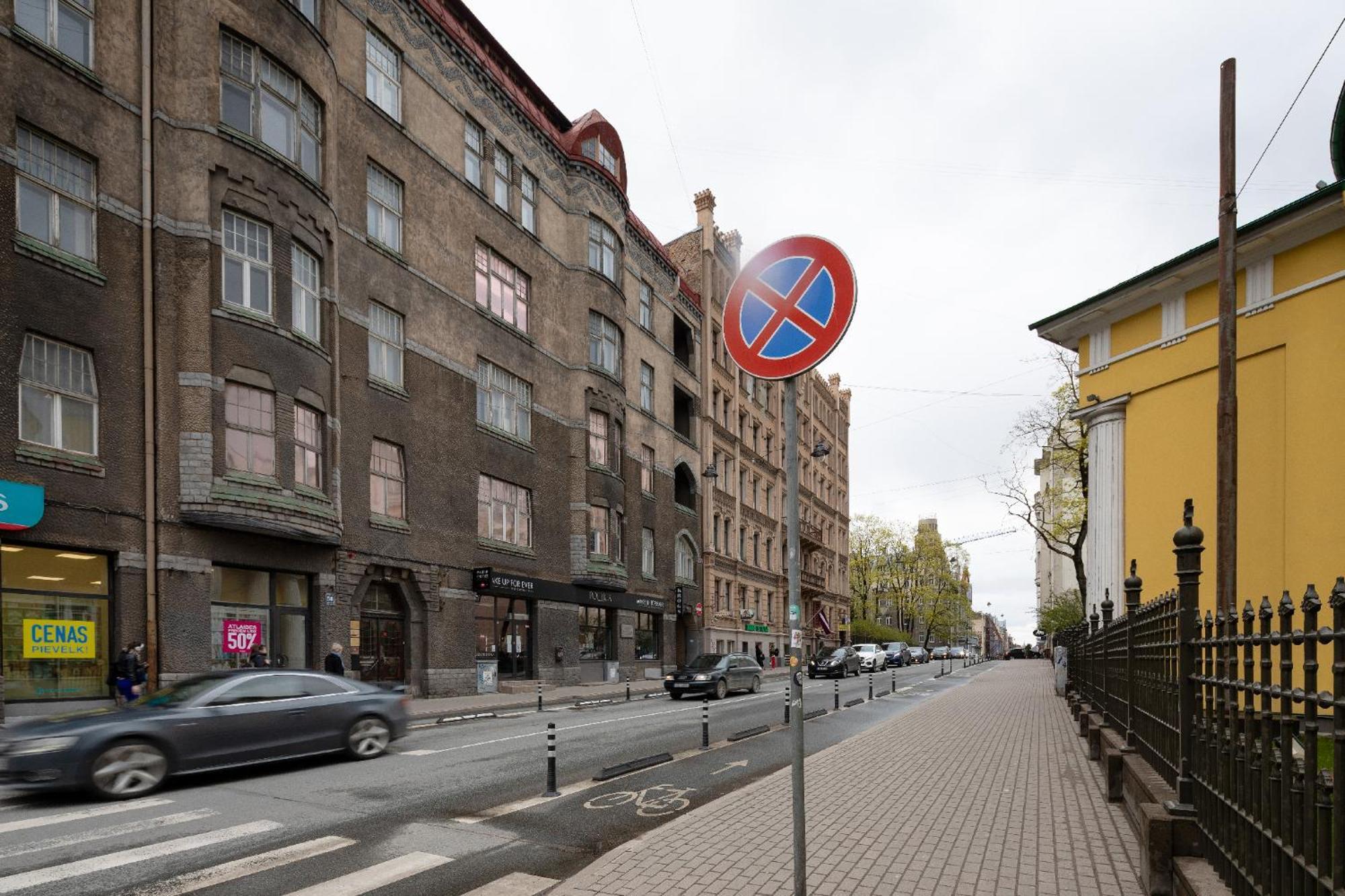 Brivibas Yard Apartment With Parking In City Center Rīga Exterior foto